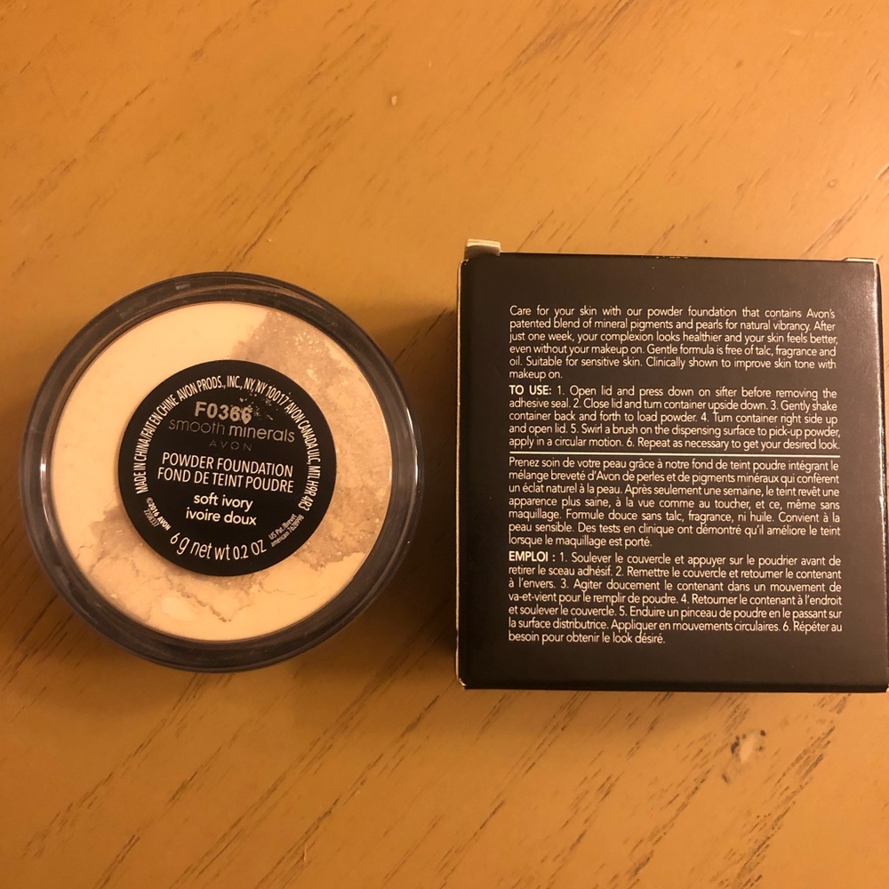 Avon Smooth Minerals Soft Ivory